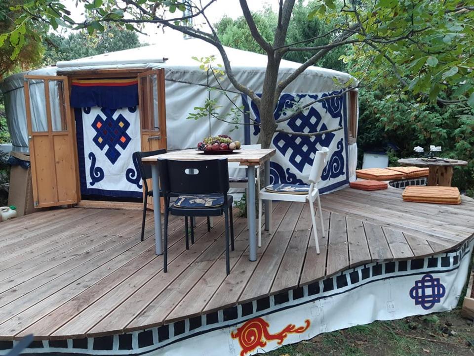 Hotel Jurta Az Erdo Mellett Dezsaval-Keresz-Tanya Pilisszentkereszt Exterior foto